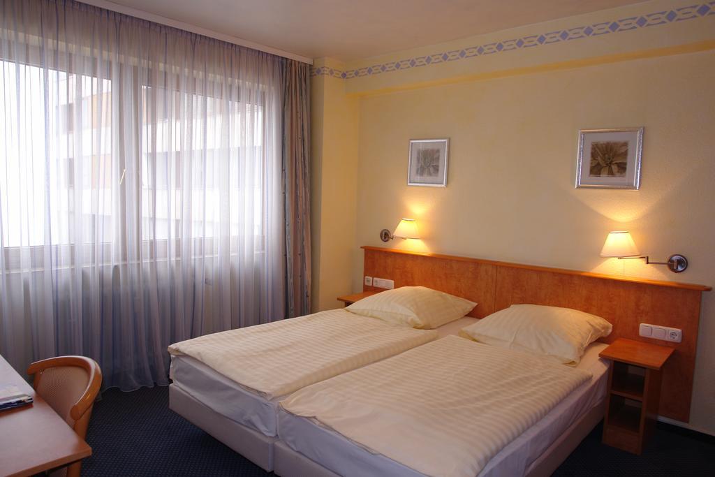Cityhotel Primavera 트리어 객실 사진